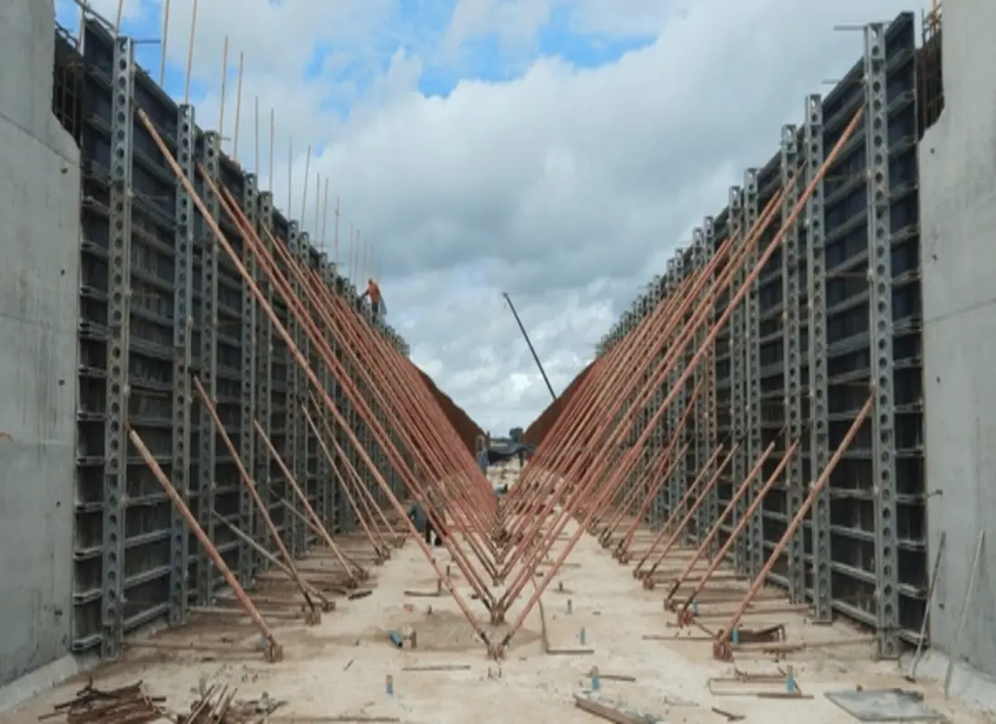 Application of Steel Formwork in the Chengdu Tianfu Avenue–Yangma Bridge Expansion – Chengdu, China (2023–2024)